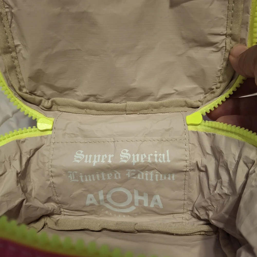 Aloha Collection - Picture 4 of 4